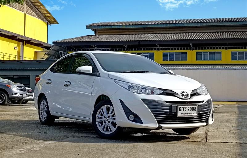 รถเก๋งมือสอง TOYOTA YARIS ATIV รถปี 2017