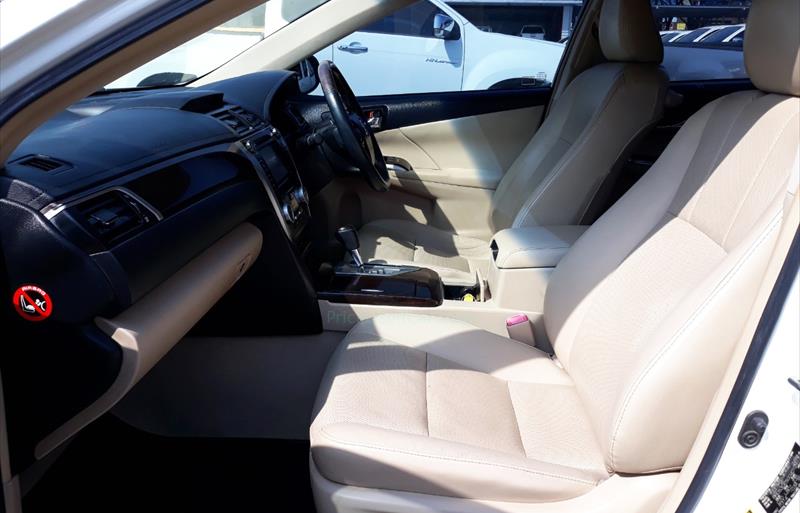 ขายรถเก๋งมือสอง-toyota-โตโยต้า-camry-คัมรี่-รถปี2012-รหัส68298-003bcc58.jpg ขายรถเก๋งมือสอง-toyota-โตโยต้า-camry-คัมรี่-รถปี2012-รหัส68298-003bcc58.jpg