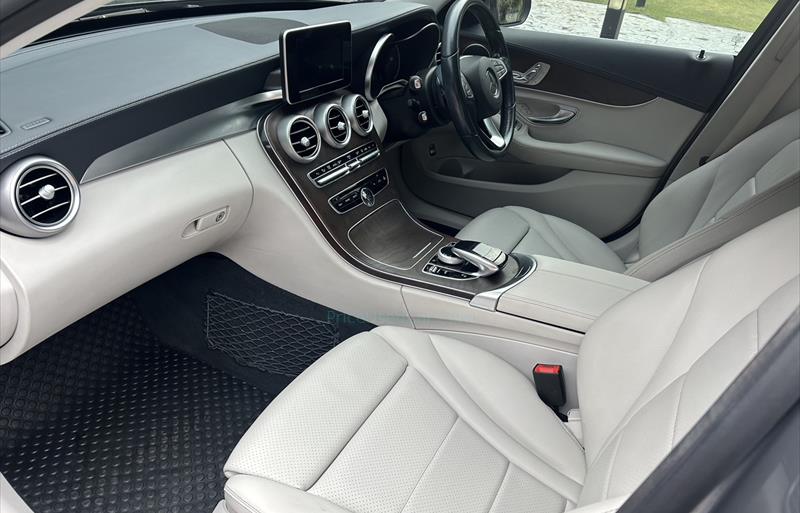 ขายรถเก๋งมือสอง-mercedes-benz-เมอร์เซเดสเบนซ์-c350-ซีสามห้าศูนย์-รถปี2017-รหัส68303-dcaa461a.jpg ขายรถเก๋งมือสอง-mercedes-benz-เมอร์เซเดสเบนซ์-c350-ซีสามห้าศูนย์-รถปี2017-รหัส68303-dcaa461a.jpg