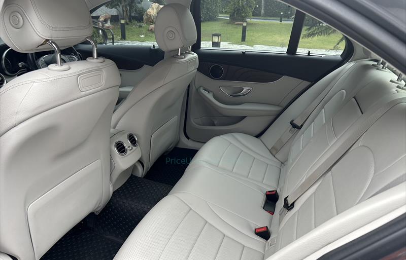ขายรถเก๋งมือสอง-mercedes-benz-เมอร์เซเดสเบนซ์-c350-ซีสามห้าศูนย์-รถปี2017-รหัส68303-f60b1dce.jpg ขายรถเก๋งมือสอง-mercedes-benz-เมอร์เซเดสเบนซ์-c350-ซีสามห้าศูนย์-รถปี2017-รหัส68303-f60b1dce.jpg