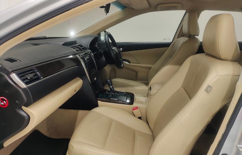 ขายรถเก๋งมือสอง-toyota-โตโยต้า-camry-คัมรี่-รถปี2016-รหัส68314-7f4a6ede.jpg ขายรถเก๋งมือสอง-toyota-โตโยต้า-camry-คัมรี่-รถปี2016-รหัส68314-7f4a6ede.jpg