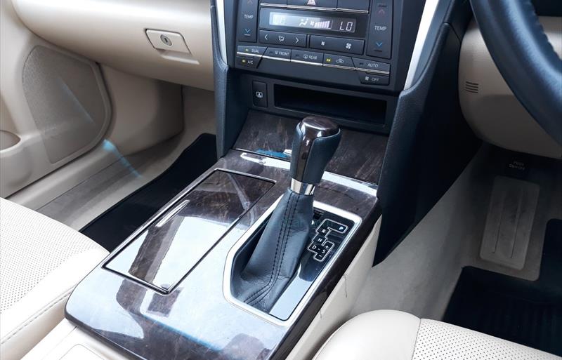 ขายรถเก๋งมือสอง-toyota-โตโยต้า-camry-คัมรี่-รถปี2016-รหัส68316-5b59dae9.jpg ขายรถเก๋งมือสอง-toyota-โตโยต้า-camry-คัมรี่-รถปี2016-รหัส68316-5b59dae9.jpg