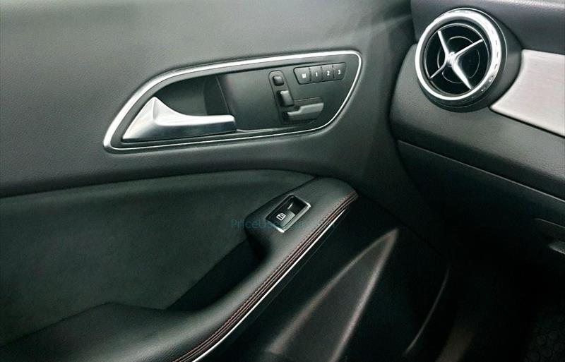 ขายรถเก๋งมือสอง-mercedes-benz-เมอร์เซเดสเบนซ์-gla250-รถปี2016-รหัส68345-e3a91013.jpg ขายรถเก๋งมือสอง-mercedes-benz-เมอร์เซเดสเบนซ์-gla250-รถปี2016-รหัส68345-e3a91013.jpg