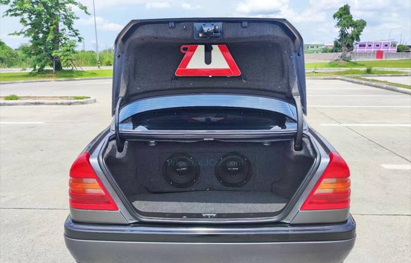 ขายรถเก๋งมือสอง-mercedes-benz-เมอร์เซเดสเบนซ์-c200-รถปี1997-รหัส68360-7ab2f075.jpg ขายรถเก๋งมือสอง-mercedes-benz-เมอร์เซเดสเบนซ์-c200-รถปี1997-รหัส68360-7ab2f075.jpg