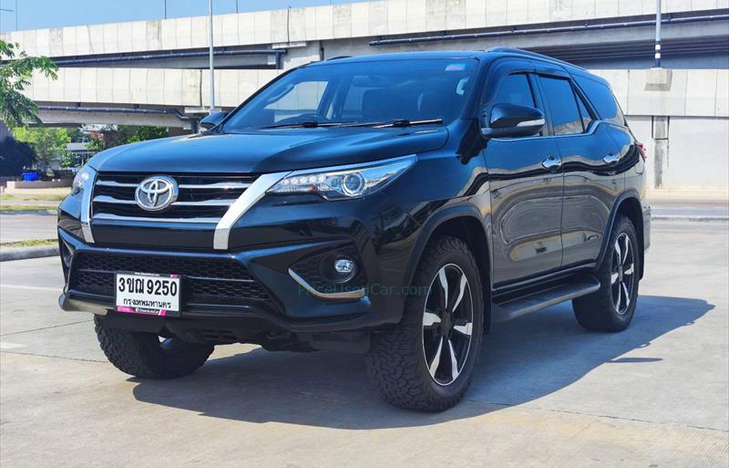 ขายรถ-suv-มือสอง-toyota-โตโยต้า-fortuner-ฟอร์จูนเนอร์-รถปี2017-รหัส68363-10d853c6.jpg ขายรถ-suv-มือสอง-toyota-โตโยต้า-fortuner-ฟอร์จูนเนอร์-รถปี2017-รหัส68363-10d853c6.jpg