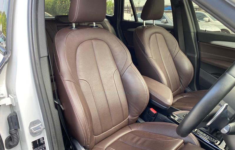 ขายรถ-suv-มือสอง-bmw-บีเอ็มดับบลิว-x1-เอ็กซ์1-รถปี2019-รหัส68371-256fa770.jpg ขายรถ-suv-มือสอง-bmw-บีเอ็มดับบลิว-x1-เอ็กซ์1-รถปี2019-รหัส68371-256fa770.jpg