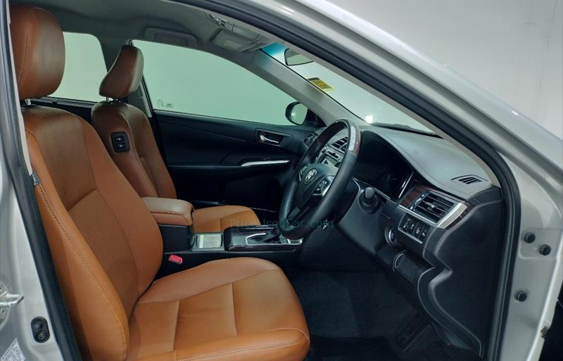 ขายรถเก๋งมือสอง-toyota-โตโยต้า-camry-คัมรี่-รถปี2016-รหัส68376-59cfd066.jpg ขายรถเก๋งมือสอง-toyota-โตโยต้า-camry-คัมรี่-รถปี2016-รหัส68376-59cfd066.jpg