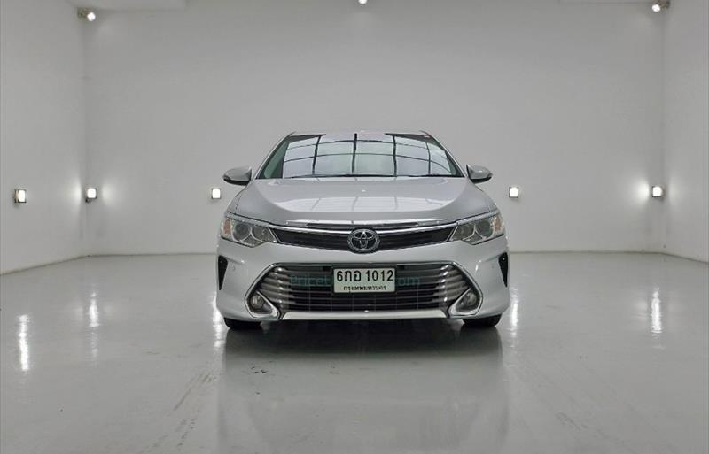 ขายรถเก๋งมือสอง-toyota-โตโยต้า-camry-คัมรี่-รถปี2016-รหัส68376-ce0013b9.jpg ขายรถเก๋งมือสอง-toyota-โตโยต้า-camry-คัมรี่-รถปี2016-รหัส68376-ce0013b9.jpg