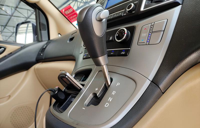 ขายรถตู้มือสอง hyundai h-1 รถปี2018 รหัส 68393 รูปที่10