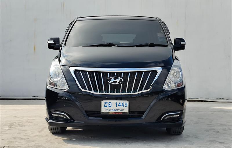 ขายรถตู้มือสอง hyundai h-1 รถปี2018 รหัส 68393 รูปที่2