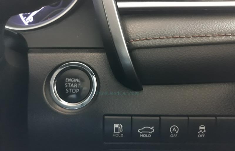 ขายรถเก๋งมือสอง-toyota-โตโยต้า-camry-คัมรี่-รถปี2018-รหัส68394-3515d3db.jpg ขายรถเก๋งมือสอง-toyota-โตโยต้า-camry-คัมรี่-รถปี2018-รหัส68394-3515d3db.jpg
