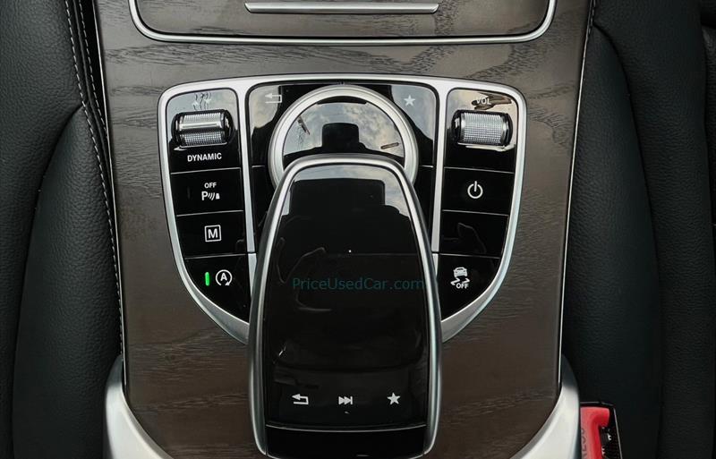 ขายรถเก๋งมือสอง-mercedes-benz-เมอร์เซเดสเบนซ์-glc250-จีแอลซีสองห้าศูนย์-รถปี2018-รหัส68410-53f20d55.jpg ขายรถเก๋งมือสอง-mercedes-benz-เมอร์เซเดสเบนซ์-glc250-จีแอลซีสองห้าศูนย์-รถปี2018-รหัส68410-53f20d55.jpg