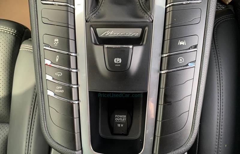 ขายรถเก๋งมือสอง-porsche-ปอร์เช่-macan-รถปี2019-รหัส68449-fbadbbeb.jpg ขายรถเก๋งมือสอง-porsche-ปอร์เช่-macan-รถปี2019-รหัส68449-fbadbbeb.jpg