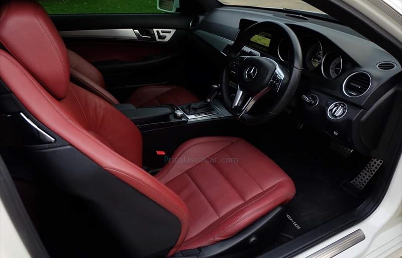 ขายรถเก๋งมือสอง-mercedes-benz-เมอร์เซเดสเบนซ์-c-180-cgi-รถปี2012-รหัส68457-3565d726.jpg ขายรถเก๋งมือสอง-mercedes-benz-เมอร์เซเดสเบนซ์-c-180-cgi-รถปี2012-รหัส68457-3565d726.jpg