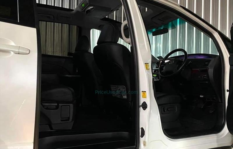 ขายรถตู้มือสอง toyota estima รถปี2013 รหัส 68536-รูปที่5 ขายรถตู้มือสอง toyota estima รถปี2013 รหัส 68536-รูปที่5