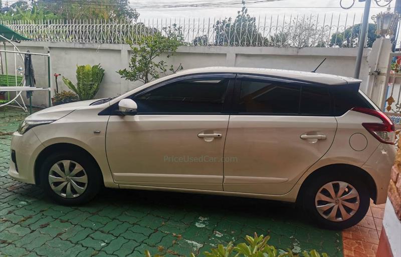 ขายรถเก๋งมือสอง-toyota-โตโยต้า-yaris-ยาริส-รถปี2016-รหัส68603-e8b6b5c3.jpg ขายรถเก๋งมือสอง-toyota-โตโยต้า-yaris-ยาริส-รถปี2016-รหัส68603-e8b6b5c3.jpg