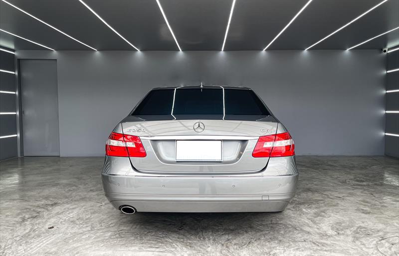 ขายรถเก๋งมือสอง mercedes-benz e200 รถปี2011 รหัส 68619 รูปที่5