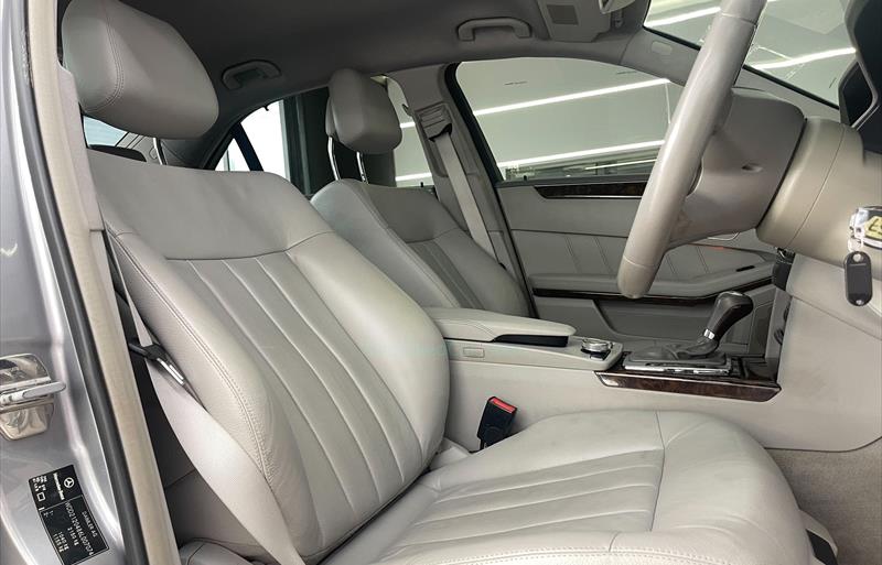 ขายรถเก๋งมือสอง-mercedes-benz-เมอร์เซเดสเบนซ์-e200-อีสองศูนย์ศูนย์-รถปี2011-รหัส68619-de11e096.jpg ขายรถเก๋งมือสอง-mercedes-benz-เมอร์เซเดสเบนซ์-e200-อีสองศูนย์ศูนย์-รถปี2011-รหัส68619-de11e096.jpg
