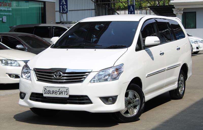 รถตู้มือสอง TOYOTA INNOVA รถปี 2012