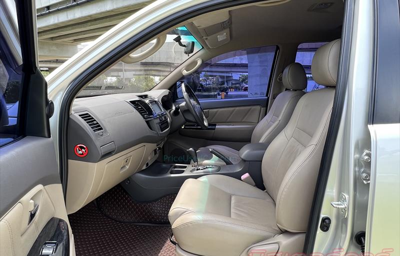 ขายรถ-suv-มือสอง-toyota-โตโยต้า-fortuner-ฟอร์จูนเนอร์-รถปี2012-รหัส68699-1769446d.jpg ขายรถ-suv-มือสอง-toyota-โตโยต้า-fortuner-ฟอร์จูนเนอร์-รถปี2012-รหัส68699-1769446d.jpg