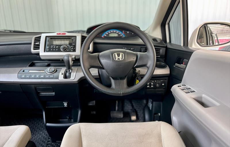 ขายรถเก๋งมือสอง honda freed รถปี2012 รหัส 68723 รูปที่12