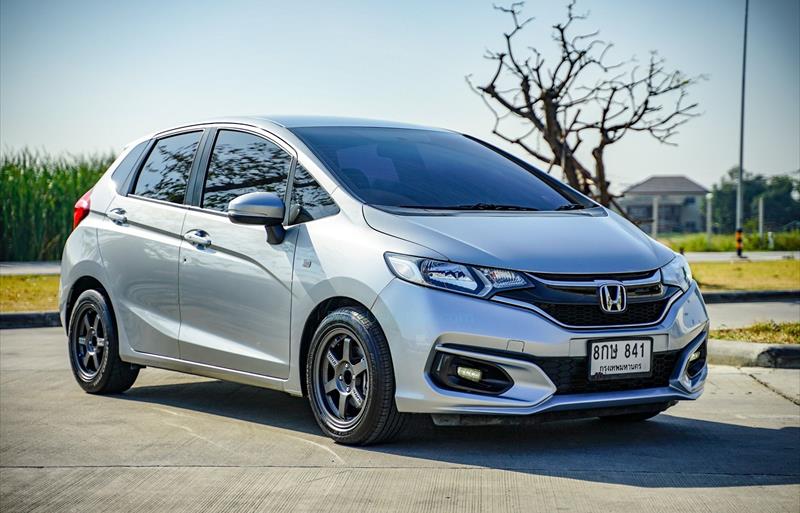 รถเก๋งมือสอง  HONDA JAZZ 1.5 V i-VTEC รถปี2019