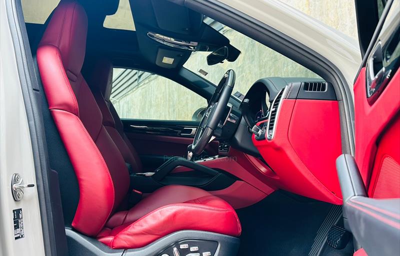 ขายรถ-suv-มือสอง-porsche-ปอร์เช่-cayenne-รถปี2022-รหัส68737-6c111066.jpg ขายรถ-suv-มือสอง-porsche-ปอร์เช่-cayenne-รถปี2022-รหัส68737-6c111066.jpg