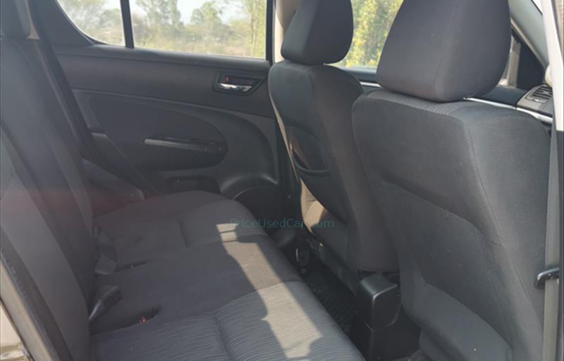 ขายรถเก๋งมือสอง-suzuki-ซูซูกิ-swift-สวิฟ-รถปี2013-รหัส68739-ae9219e9.jpg ขายรถเก๋งมือสอง-suzuki-ซูซูกิ-swift-สวิฟ-รถปี2013-รหัส68739-ae9219e9.jpg