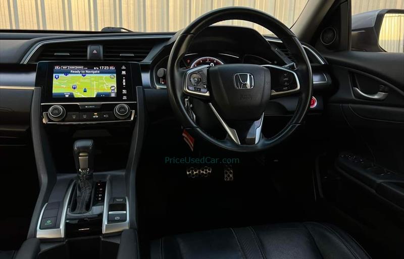 ขายรถเก๋งมือสอง-honda-ฮอนด้า-civic-ซีวิค-รถปี2017-รหัส68757-e1ff4907.jpg ขายรถเก๋งมือสอง-honda-ฮอนด้า-civic-ซีวิค-รถปี2017-รหัส68757-e1ff4907.jpg