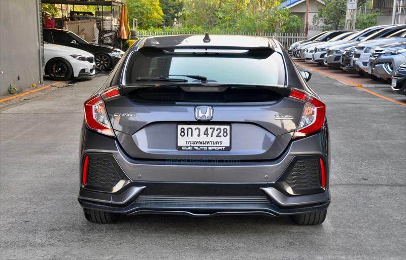 ขายรถเก๋งมือสอง-honda-ฮอนด้า-civic-ซีวิค-รถปี2018-รหัส68759-15b52f65.jpg ขายรถเก๋งมือสอง-honda-ฮอนด้า-civic-ซีวิค-รถปี2018-รหัส68759-15b52f65.jpg