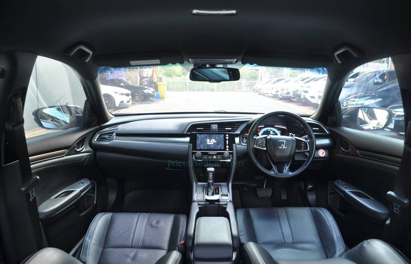 ขายรถเก๋งมือสอง-honda-ฮอนด้า-civic-ซีวิค-รถปี2018-รหัส68759-1b251dba.jpg ขายรถเก๋งมือสอง-honda-ฮอนด้า-civic-ซีวิค-รถปี2018-รหัส68759-1b251dba.jpg