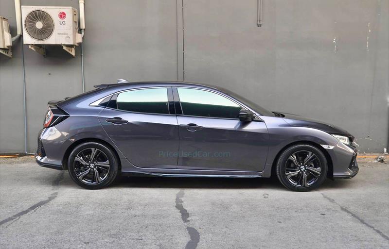 ขายรถเก๋งมือสอง-honda-ฮอนด้า-civic-ซีวิค-รถปี2018-รหัส68759-86b91f07.jpg ขายรถเก๋งมือสอง-honda-ฮอนด้า-civic-ซีวิค-รถปี2018-รหัส68759-86b91f07.jpg