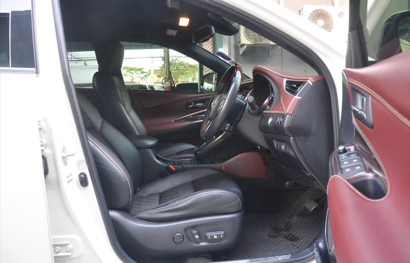 ขายรถ-suv-มือสอง-toyota-โตโยต้า-harrier-แฮริเออร์-รถปี2015-รหัส68760-ebc91b52.jpg ขายรถ-suv-มือสอง-toyota-โตโยต้า-harrier-แฮริเออร์-รถปี2015-รหัส68760-ebc91b52.jpg