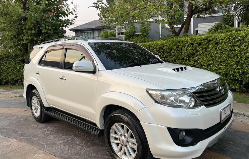 รถอเนกประสงค์มือสอง TOYOTA FORTUNER รถปี 2013