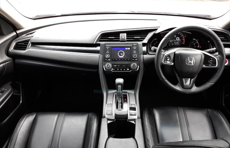 ขายรถเก๋งมือสอง-honda-ฮอนด้า-civic-ซีวิค-รถปี2019-รหัส68798-d4c0377a.jpg ขายรถเก๋งมือสอง-honda-ฮอนด้า-civic-ซีวิค-รถปี2019-รหัส68798-d4c0377a.jpg