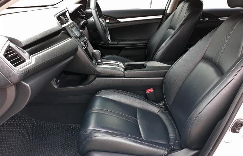ขายรถเก๋งมือสอง-honda-ฮอนด้า-civic-ซีวิค-รถปี2019-รหัส68798-ecaace08.jpg ขายรถเก๋งมือสอง-honda-ฮอนด้า-civic-ซีวิค-รถปี2019-รหัส68798-ecaace08.jpg