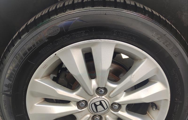 ขายรถเก๋งมือสอง-honda-ฮอนด้า-city-ซิตี้-รถปี2012-รหัส68800-19a0da2c.jpg ขายรถเก๋งมือสอง-honda-ฮอนด้า-city-ซิตี้-รถปี2012-รหัส68800-19a0da2c.jpg