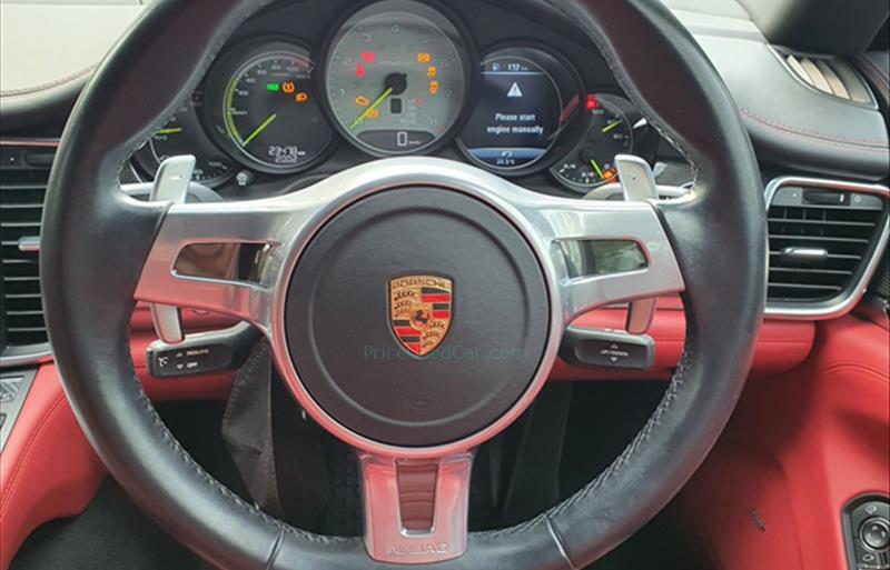ขายรถเก๋งมือสอง-porsche-ปอร์เช่-panamera-รถปี2016-รหัส68817-db1828bd.jpg ขายรถเก๋งมือสอง-porsche-ปอร์เช่-panamera-รถปี2016-รหัส68817-db1828bd.jpg