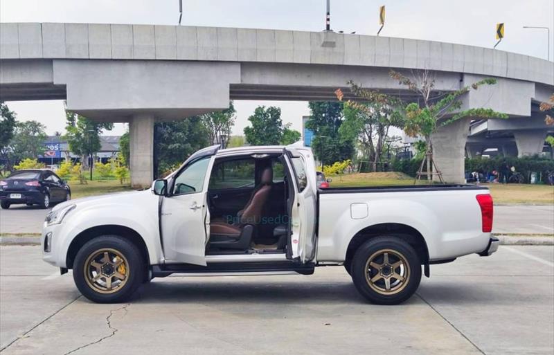 ขายรถกระบะมือสอง isuzu d-max รถปี2018 รหัส 68854 รูปที่5