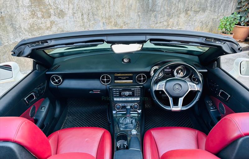 ขายรถเก๋งมือสอง-mercedes-benz-เมอร์เซเดสเบนซ์-slk200-amg-รถปี2013-รหัส68956-bb8e40f7.jpg ขายรถเก๋งมือสอง-mercedes-benz-เมอร์เซเดสเบนซ์-slk200-amg-รถปี2013-รหัส68956-bb8e40f7.jpg