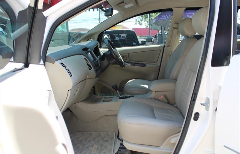 ขายรถตู้มือสอง toyota innova รถปี2010 รหัส 69011 รูปที่7