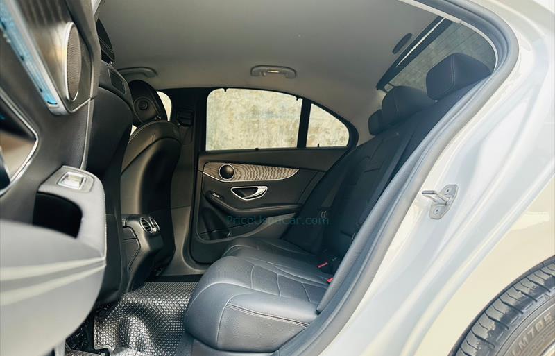 ขายรถเก๋งมือสอง-mercedes-benz-เมอร์เซเดสเบนซ์-c350-ซีสามห้าศูนย์-รถปี2019-รหัส69034-fc3d2336.jpg ขายรถเก๋งมือสอง-mercedes-benz-เมอร์เซเดสเบนซ์-c350-ซีสามห้าศูนย์-รถปี2019-รหัส69034-fc3d2336.jpg