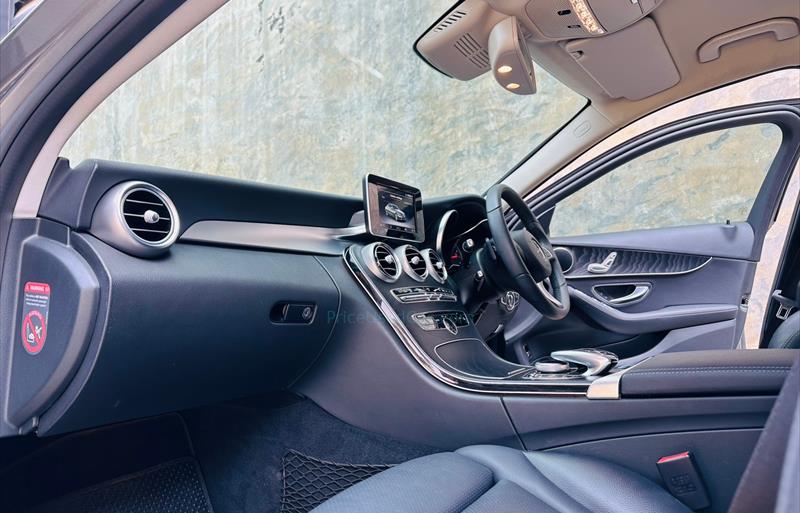 ขายรถเก๋งมือสอง-mercedes-benz-เมอร์เซเดสเบนซ์-c350-ซีสามห้าศูนย์-รถปี2018-รหัส69046-84128c86.jpg ขายรถเก๋งมือสอง-mercedes-benz-เมอร์เซเดสเบนซ์-c350-ซีสามห้าศูนย์-รถปี2018-รหัส69046-84128c86.jpg