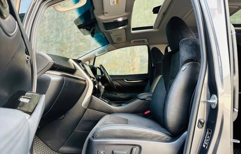 ขายรถตู้มือสอง-toyota-โตโยต้า-alphard-อัลพาร์ด-รถปี2017-รหัส69048-7e30bbf2.jpg ขายรถตู้มือสอง-toyota-โตโยต้า-alphard-อัลพาร์ด-รถปี2017-รหัส69048-7e30bbf2.jpg