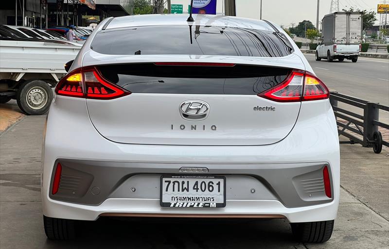 ขายรถเก๋งมือสอง hyundai i30 รถปี2017 รหัส 69074 รูปที่6