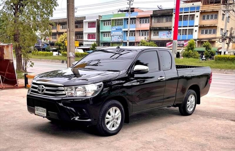 รถกระบะมือสอง TOYOTA HILUX REVO รถปี 2017