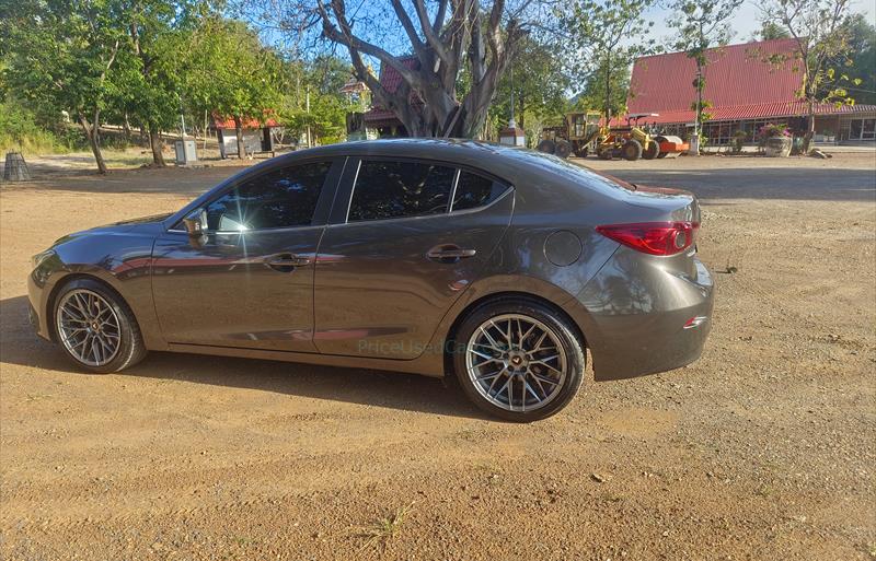 ขายรถเก๋งมือสอง-mazda-มาสด้า-3-สาม-รถปี2015-รหัส69209-2ba451b6.jpg ขายรถเก๋งมือสอง-mazda-มาสด้า-3-สาม-รถปี2015-รหัส69209-2ba451b6.jpg
