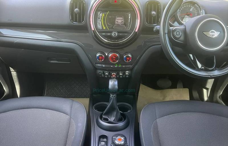 ขายรถเก๋งมือสอง-mini-มินิ-cooper-คูเปอร์-รถปี2017-รหัส69236-99f8cace.jpg ขายรถเก๋งมือสอง-mini-มินิ-cooper-คูเปอร์-รถปี2017-รหัส69236-99f8cace.jpg
