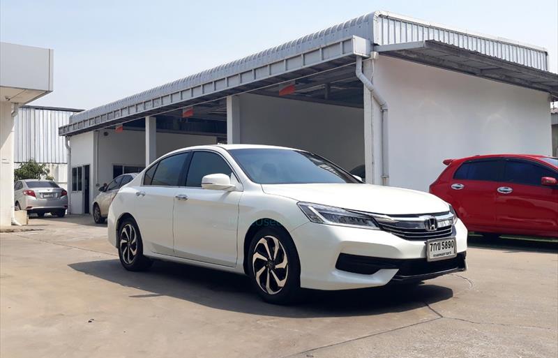 ขายรถเก๋งมือสอง honda accord รถปี2018 รหัส 69248 รูปที่6