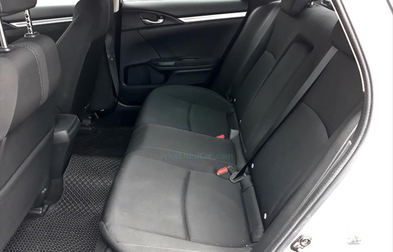 ขายรถเก๋งมือสอง-honda-ฮอนด้า-civic-ซีวิค-รถปี2019-รหัส69249-726ca967.jpg ขายรถเก๋งมือสอง-honda-ฮอนด้า-civic-ซีวิค-รถปี2019-รหัส69249-726ca967.jpg